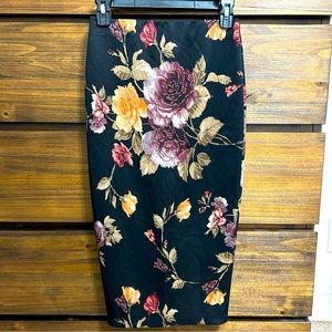 Windsor Floral Pencil Skirt